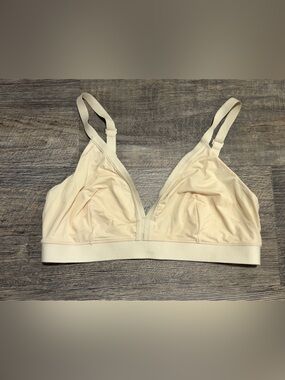 Soft Wireless Triangle Bralette - Cream